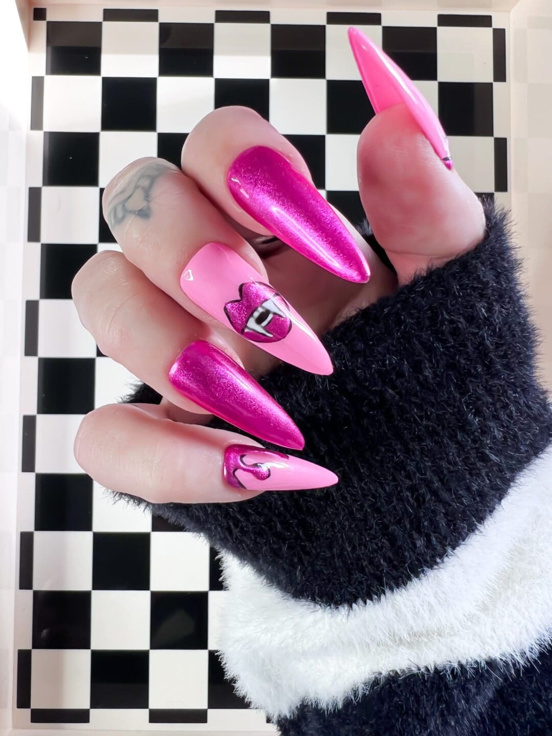 Bite Me | Custom Press On Nails