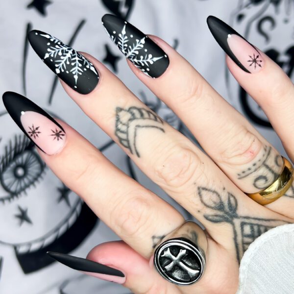 Black goth Christmas press on nails, snowflake, silver, chrome Soul of Stevie