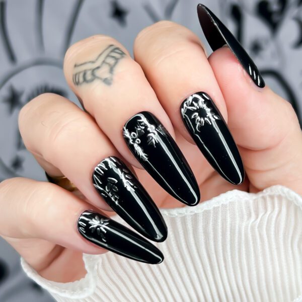 Black goth Christmas press on nails, snowflake, silver, chrome Soul of Stevie