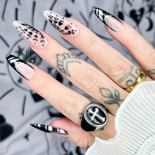 Black goth Christmas press on nails, snowflake, silver, chrome Soul of Stevie