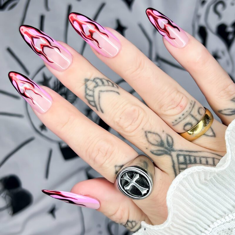 goth-valentine-nails-flames-soul-of-stevie (2)