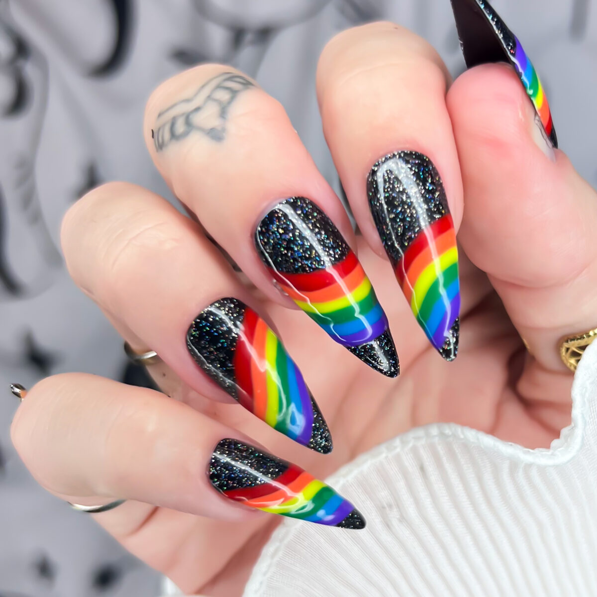 goth-alt-press-on-nails-pride-rainbow-black-glitter (1)