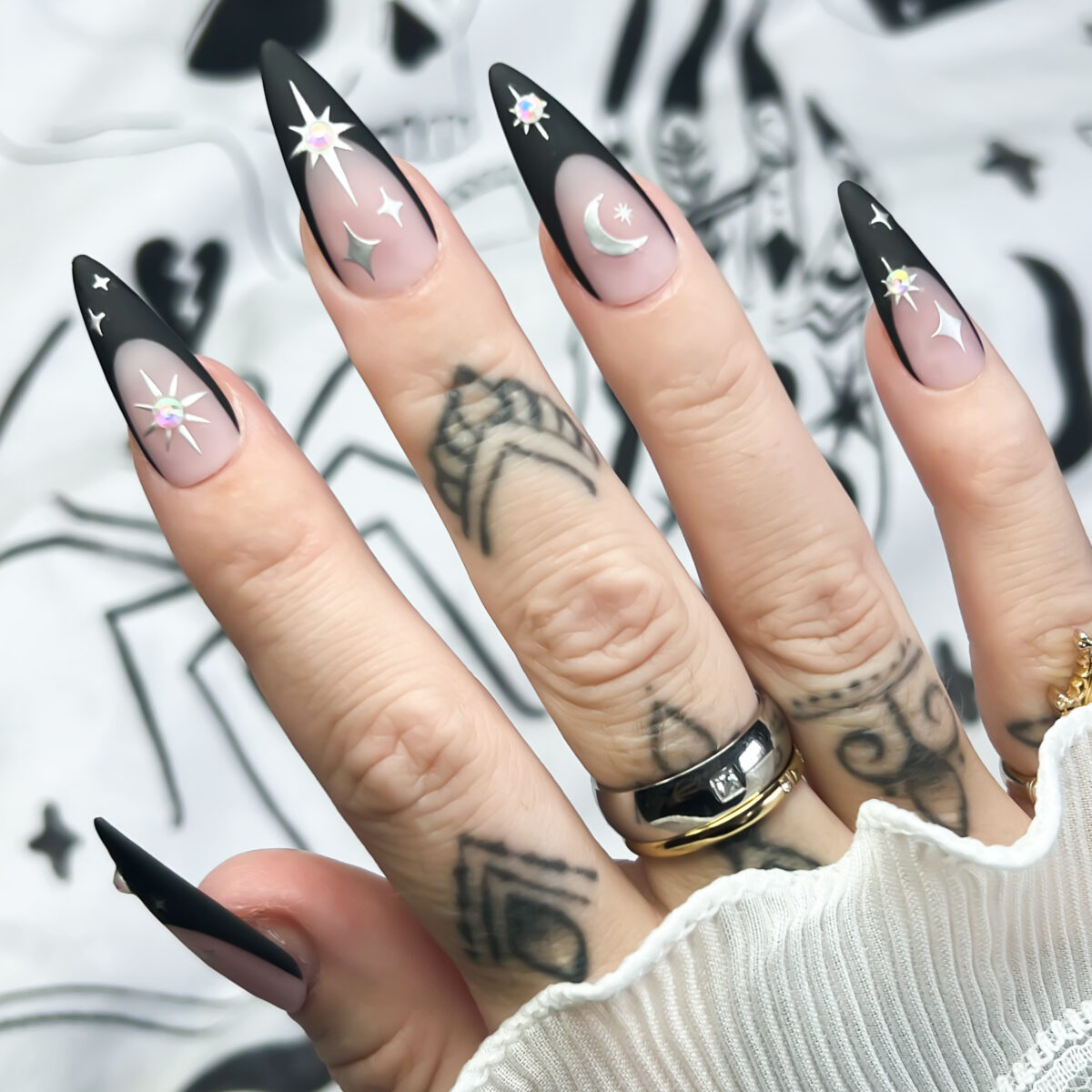 celestial-black-moon-stars-witchy-nails-soul-of-stevie (2)
