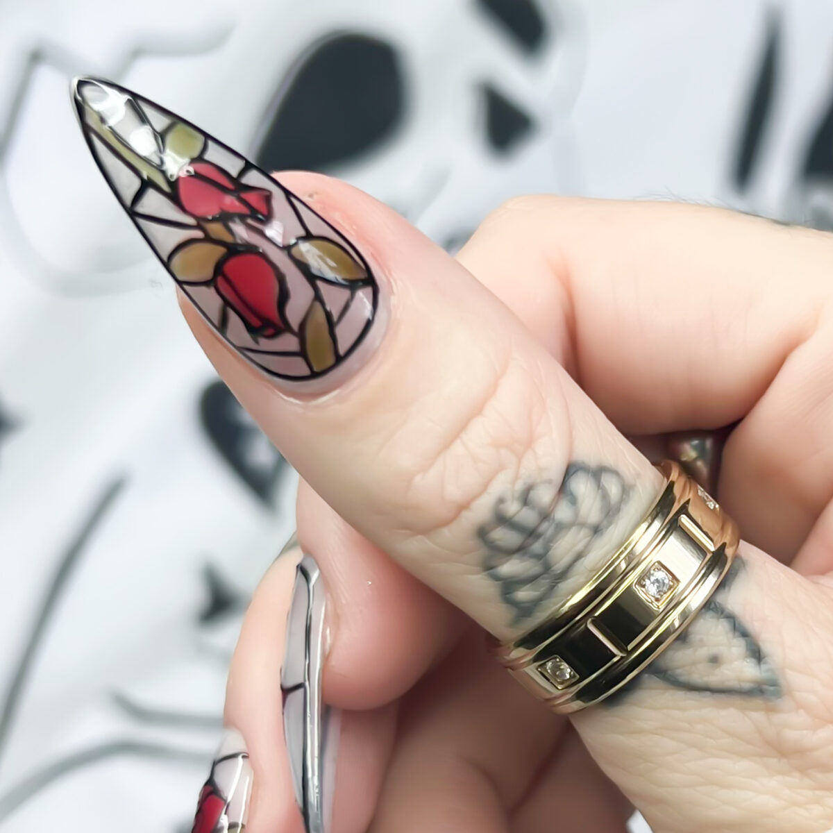 rose-stained-glass-nails-soul-of-stevie-alternative-goth-witchy-nails (3)